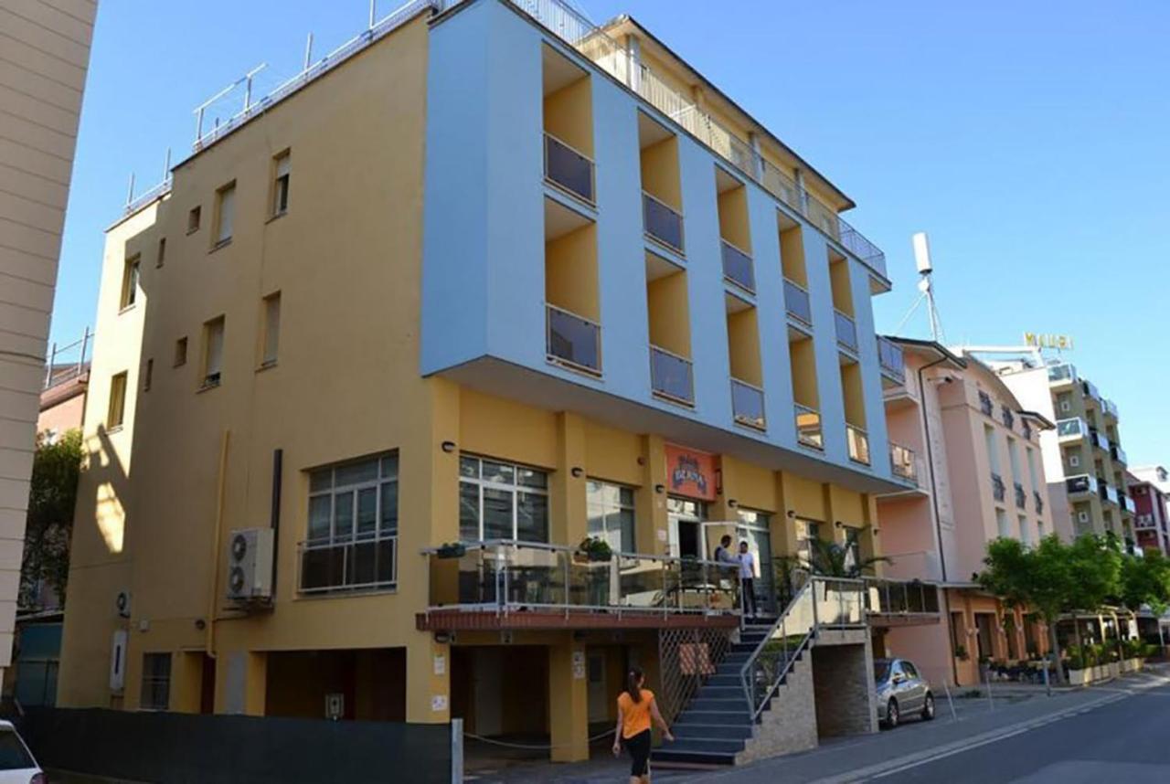 Hotel Berna Rimini Extérieur photo
